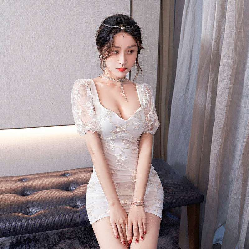 薄纱泡泡袖轻奢显瘦低胸包臀礼服短裙  X2161