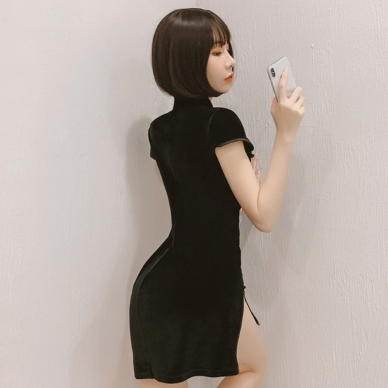复古盘扣修身曲线丝绒质感高开叉古典旗袍(黑色/粉色)G658