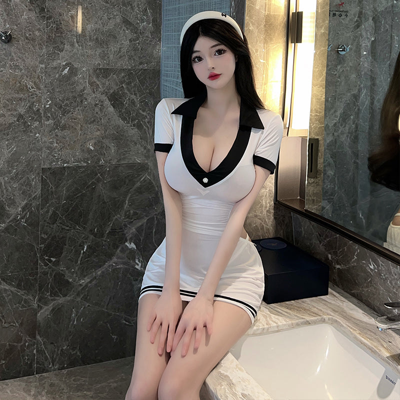 [25.08.28新品]深V露胸紧身包臀动感小女友可爱纯欲学生制服套装 Y2795